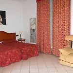 Primotel Hotel 4*