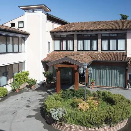 Primotel Hotel